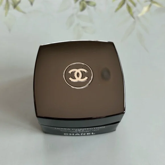 *EMPTY* Chanel eye cream jar - Picture 2 of 4